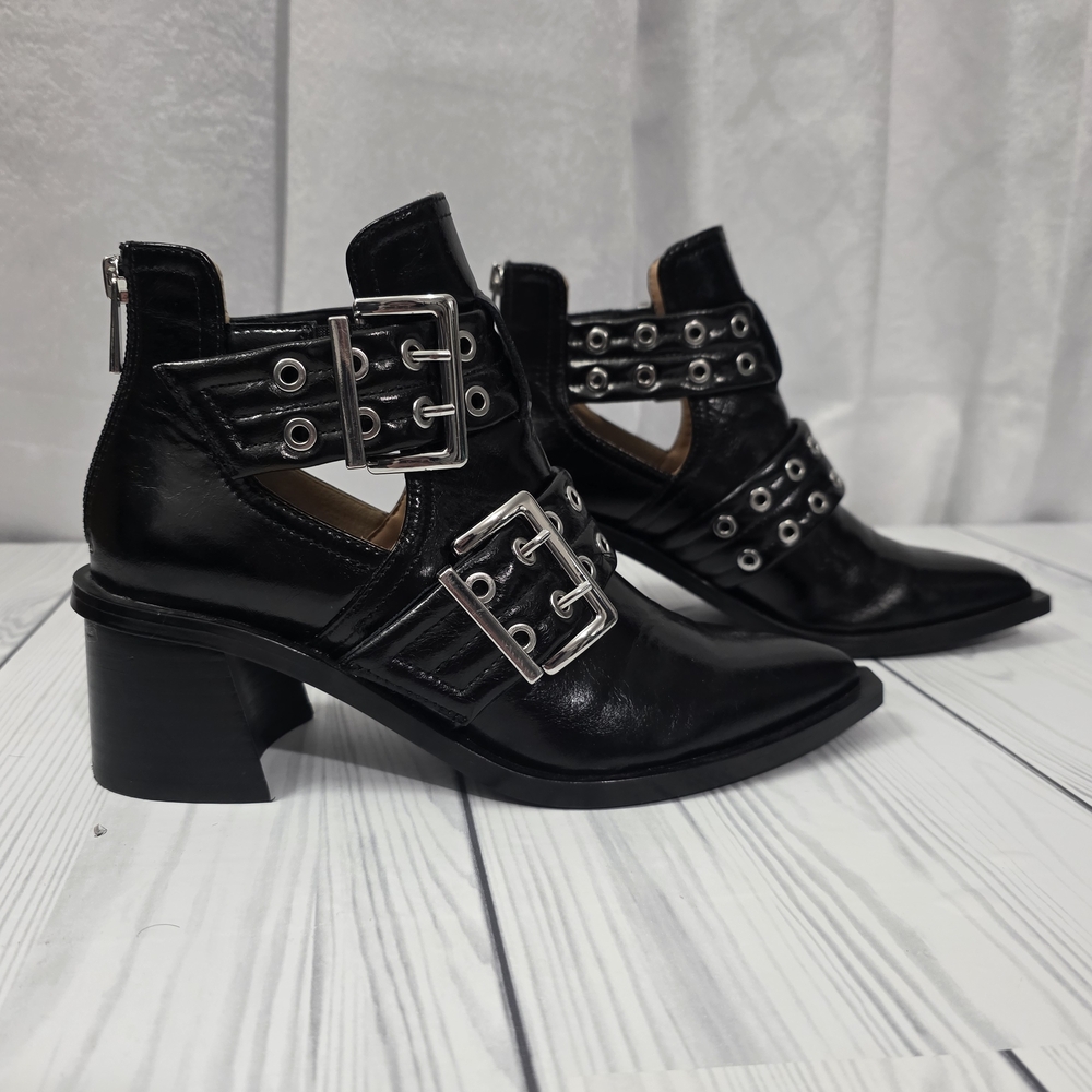 Steve Madden Black Heeled Buckle Boots